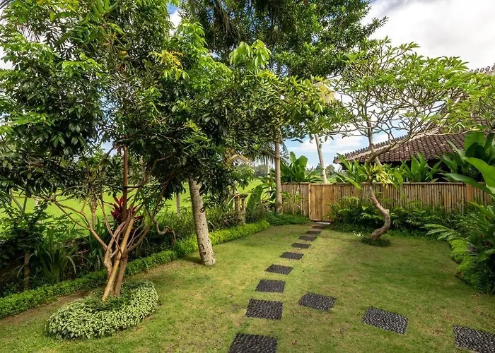 Family Villa, Shared Pool, Garden, Rice Field & Jungle Views * Ubud