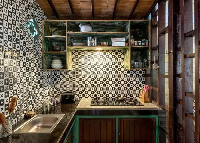 Villa Family Villa, Shared Pool, Garden, Rice Field & Jungle Views